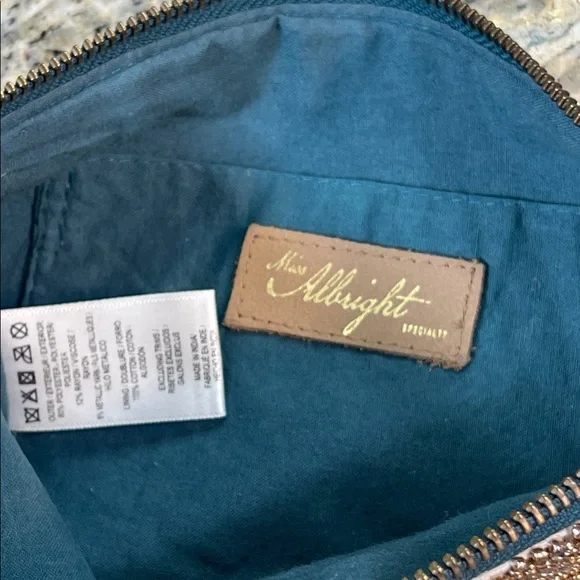 Anthropologie "Pretty Polly" Beaded Cockatoo Clutch / Makeup Bag - Picture 7 of 12